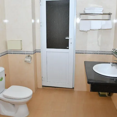 Nha Khach Huong Sen Hotel Hai Phong Exterior photo